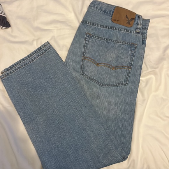American Eagle Jeans - Picture 2 of 4